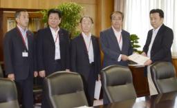 「原発の新増設ゼロ」に限界露呈 経産相、発言揺れる
