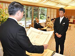 51人への伝達式