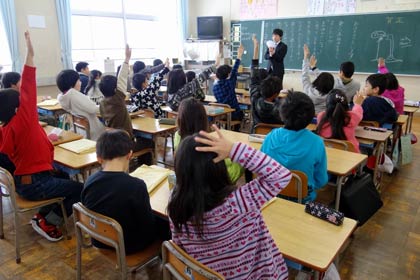 始業式:目標胸に笑顔輝く 県内小中学校で ／愛媛