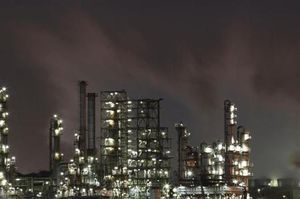 大型補正は不要だった? 鉱工業生産2カ月改善