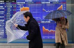 東京株、358円高=円安追い風、今年2番目の上げ幅