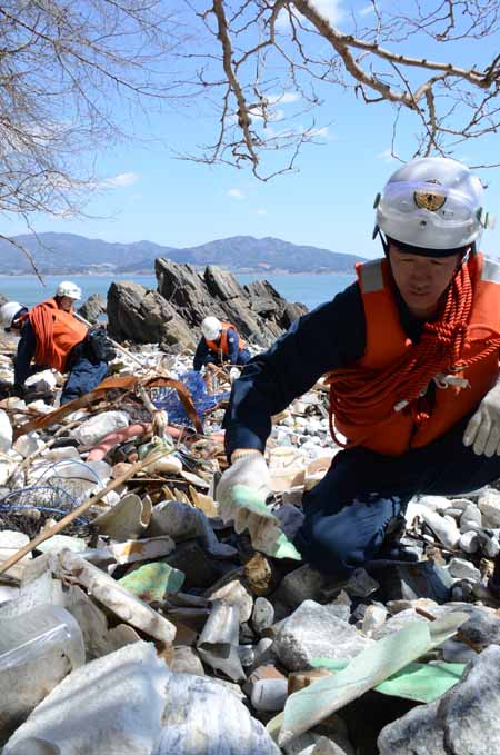 震災2年1カ月 大船渡署集中捜索、不明者発見に全力