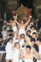 激しすぎる“結婚式”~山王祭・午の神事~