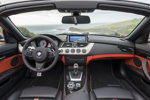 BMW、ロードスター・モデル「ニューBMW Z4」を発売