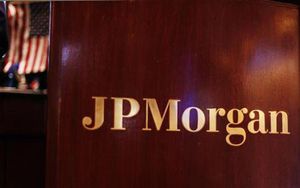 米当局、JPモルガン巨額損失問題で元社員2人を刑事訴追
