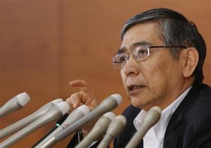 市場不安定化が世界経済の足かせとなる可能性、注意必要＝日銀総裁