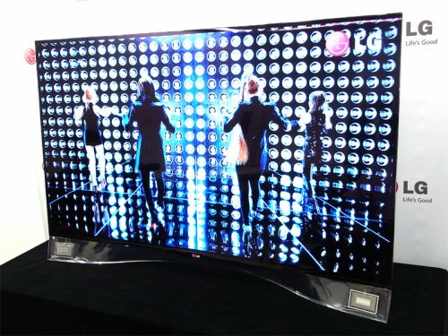 韓国LG、55型TVに京セラのフィルムスピーカー