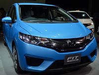 ホンダ、新型フィット発売…HVでトヨタに対抗