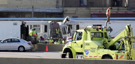 列車衝突、33人負傷=米