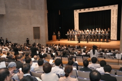 佐久市で「水資源保全サミット」 県内外31自治体が共同宣言