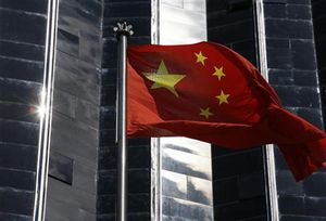 中国輸出3カ月ぶりマイナス、対日貿易は「好転の兆し」