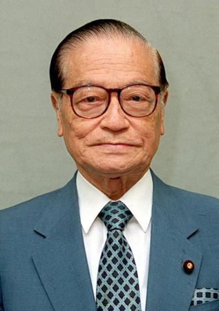訃報:小沢辰男さん96歳=元厚相