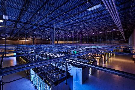米英政府、グーグル・米ヤフーの通信傍受か 米紙報道
