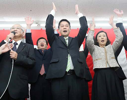 再選から一夜 湯崎氏”重み”かみしめる(広島県)