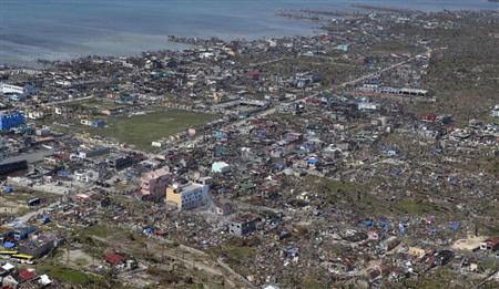 台風の死者は「２０００～２５００人」 フィリピン大統領が語る