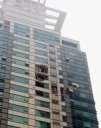 47NEWS > 共同ニュース > 高層マンションにヘリ接触し墜落 霧のソウル、2人死亡