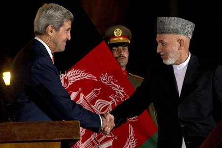 米国とアフガン、14年以降の駐留継続に向け協定案で合意