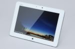 “例のプール”&「ARROWS Tab QH」でオトナの限界を試す!