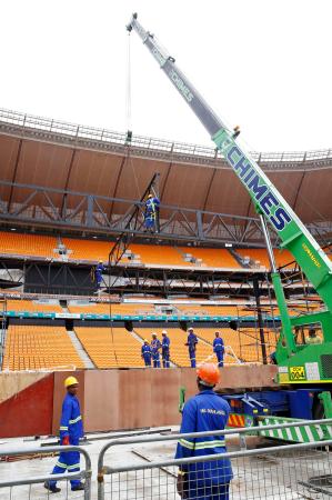 南アフリカ:マンデラ氏追悼、100カ国首脳ら参列へ