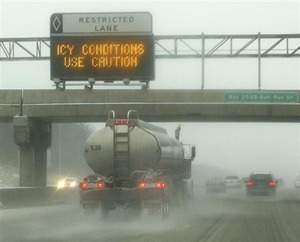 米各地で寒波、１５人死亡 交通網も混乱