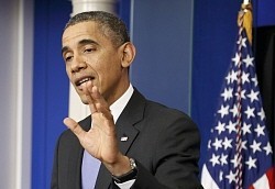 オバマ米大統領:最悪の年 NSA、オバマケア…支持率最低 今年最後の会見、防戦一方