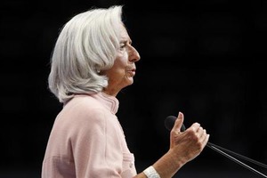 ＩＭＦ、米経済成長率予想を引き上げへ