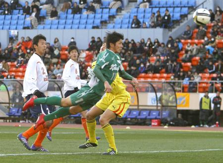 熊本国府が開幕戦制す、大槻技あり2発