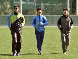 「3人で再スタート」 斎藤、大石、福井が自主トレ