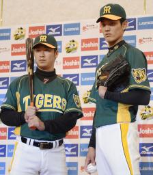 阪神:緑の限定ユニホームお披露目…甲子園90周年記念