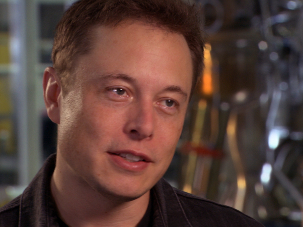 テスラ売却「可能性は低い」:E・マスクCEO、インタビューで述べる