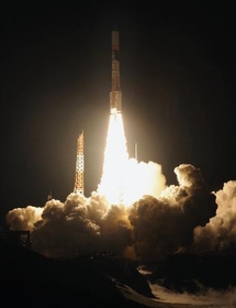 国産ロケット、海外勢猛追 14年度末までに６回打ち上げ計画