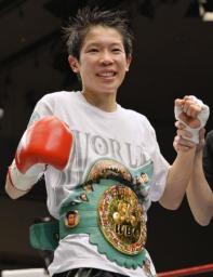 小関が具志堅用高に並ぶ１３度目の防衛！ 柴田、宮尾も防衛／ＢＯＸ