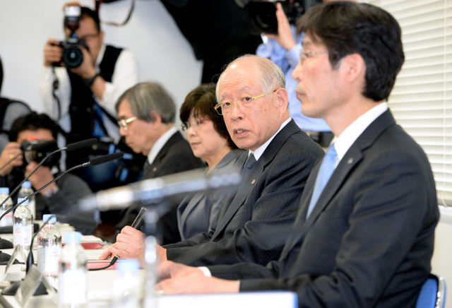 STAP論文「極めてずさん」 理研が謝罪、調査は継続