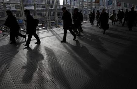 3月月例、駆け込み需要の影響反映 基調判断「緩やかに回復」