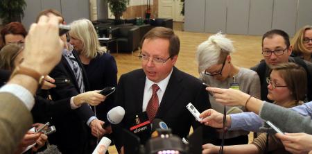 ウクライナに文民監視団 OSCE、クリミアは対象外