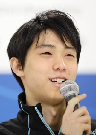注目集める金メダリスト=羽生「楽しみな挑戦」-世界フィギュア