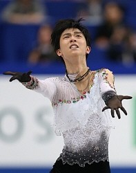 羽生大逆転V!3冠2人目「意地と気合」