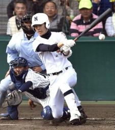 佐野日大・田嶋が3試合連続で完投勝利!延長戦を制し4強/センバツ
