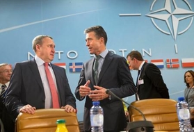 ウクライナ介入拡大なら「歴史的な誤り」 NATO、ロシアに