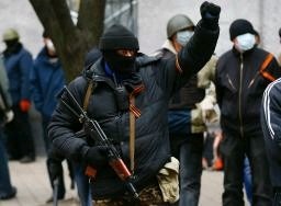 ロシアも動く?ウクライナ当局が「対テロ作戦」