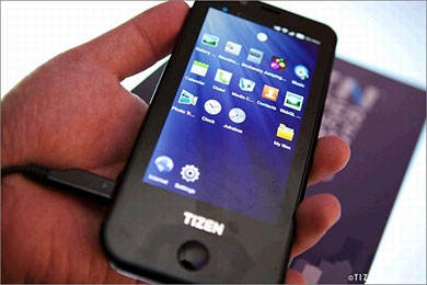 Samsung、Tizenスマートフォンを6月までに発売