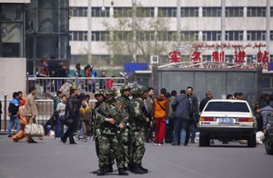 焦点:習氏視察に合わせた爆発事件、ウイグル族の抵抗「新段階」に