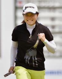 勝みなみ 前半終え通算+1まで浮上