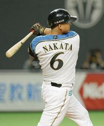 日本ハム 3連勝で5割復帰、中継ぎ奮闘 西武は今季3度目4連敗