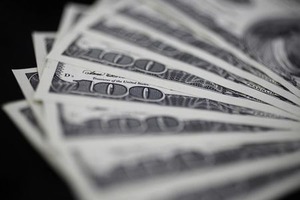 ドル下落、ECB理事会など控え警戒感強まる=NY市場