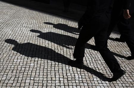 企業の景況感、4~6月期はマイナス 6四半期ぶり