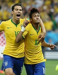 ブラジル W杯開幕戦飾った ネイマール2発で逆転勝ち
