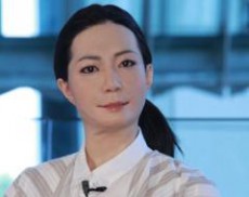 超リアル!世界最先端の人間型ロボットが東京・お台場に登場