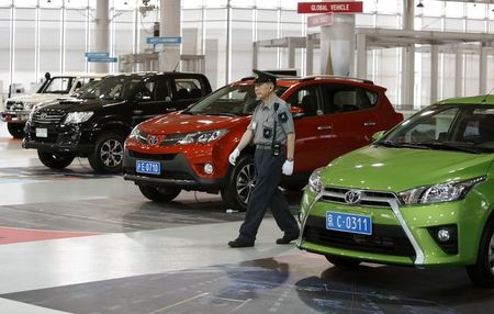 6月の新車販売、消費税増税後初めて前年実績上回る