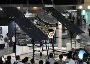 (宇宙がっこう)威信かけた開発の歴史、くっきり 的川泰宣
